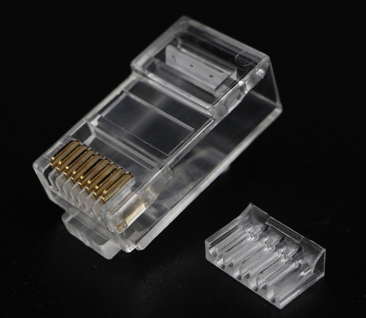 P8-030 RJ45 Modular Plug Cat.6 8P8C-F 2 Rows with load bar UTP