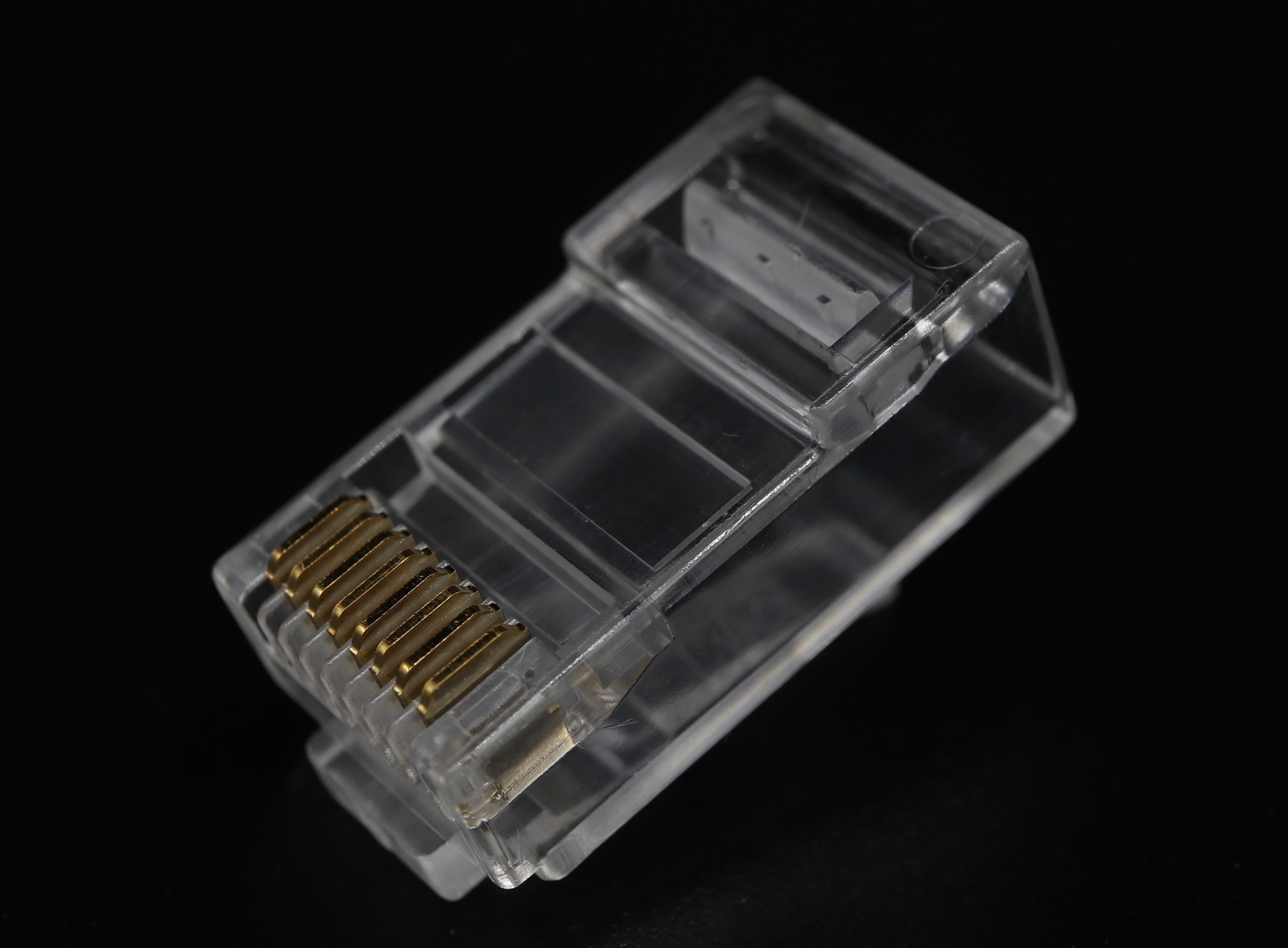 P8-030-6 RJ45 Modular Plug Cat.6 8P8C-F 2 Rows with load bar UTP - 1.14mm