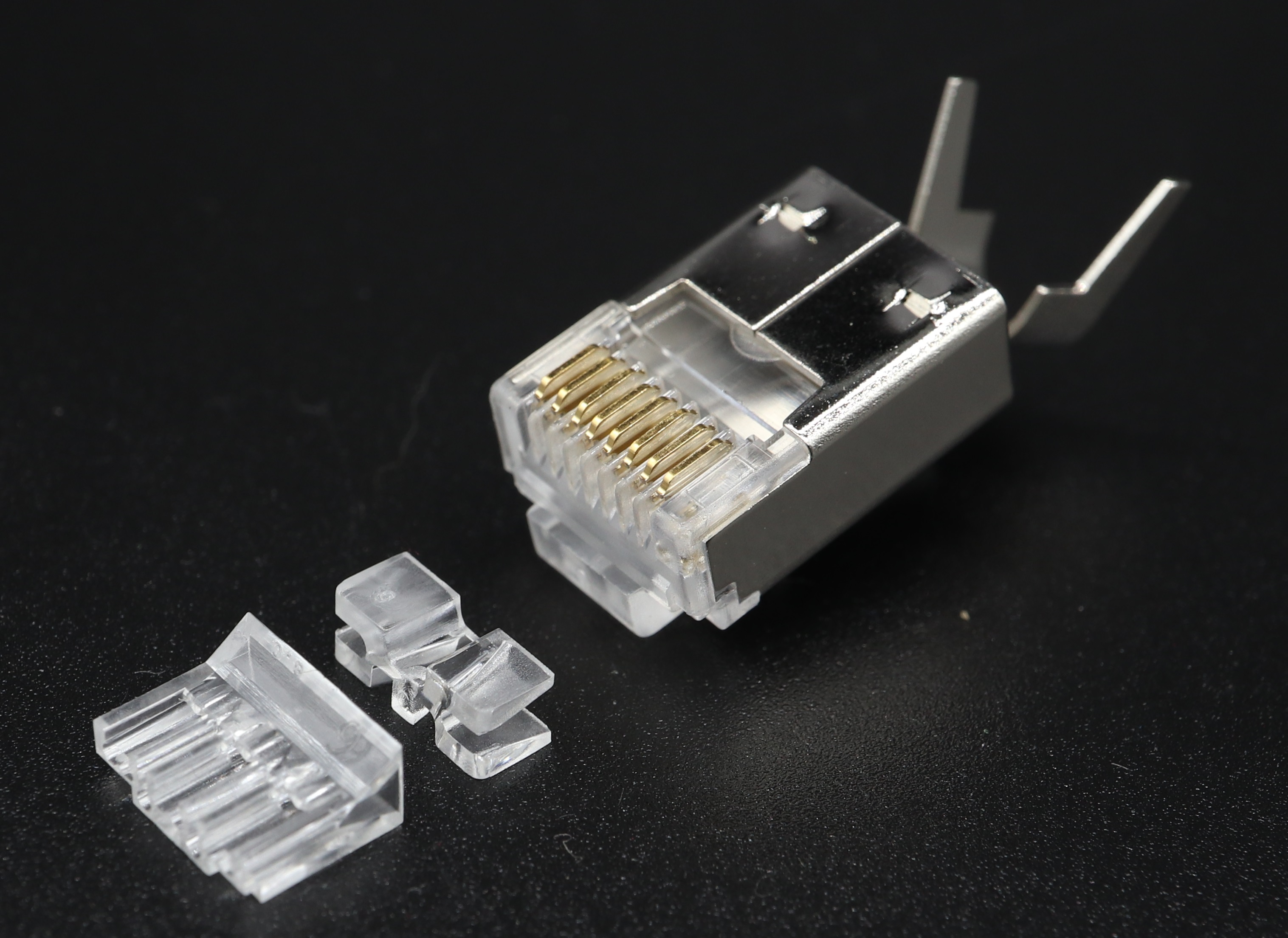P8-M15 RJ45 Modular Plug Cat.6A Shielded 2 Rows with External Ground M-8P8C-F