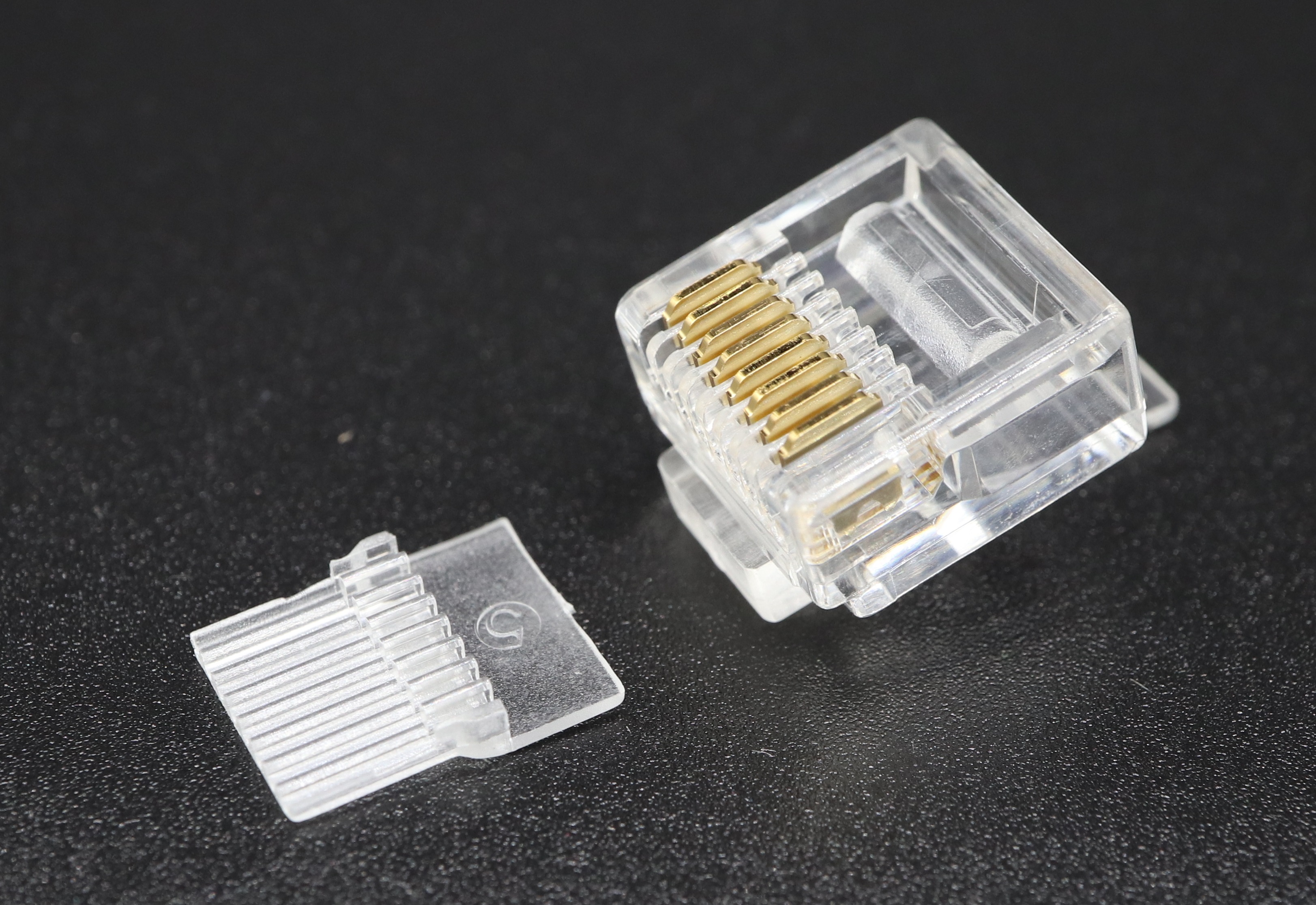 P8-S58-3 RJ45 Modular Plug Cat.6 UTP S-8P8C-F-L 0.6mm