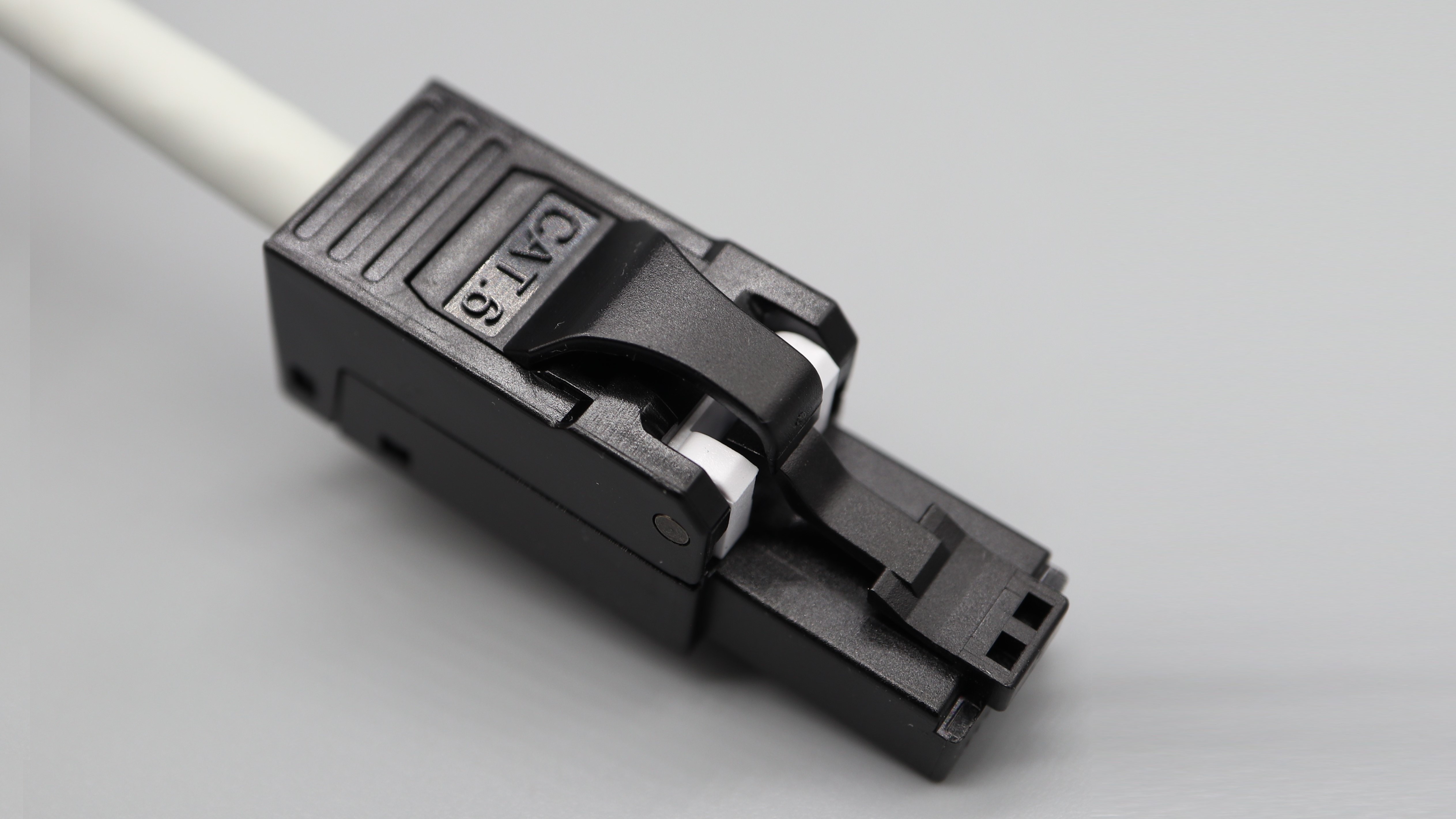 Cat.6 UTP Toolless RJ45 Field Termination Plug 8P8C | P8-099 – Plug Master